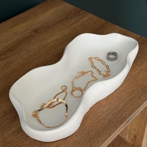 Handmade White Decorative Tray: Minimalist Modern Jewelry Dish