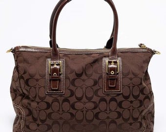 Bolso de mano Coach Signature Canvas color marrón chocolate con herrajes dorados H1067-F15670