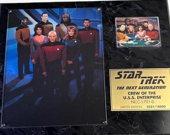 Star Trek The Next Generation Crew Enterprise Limited Ed. Plaque de collection 94