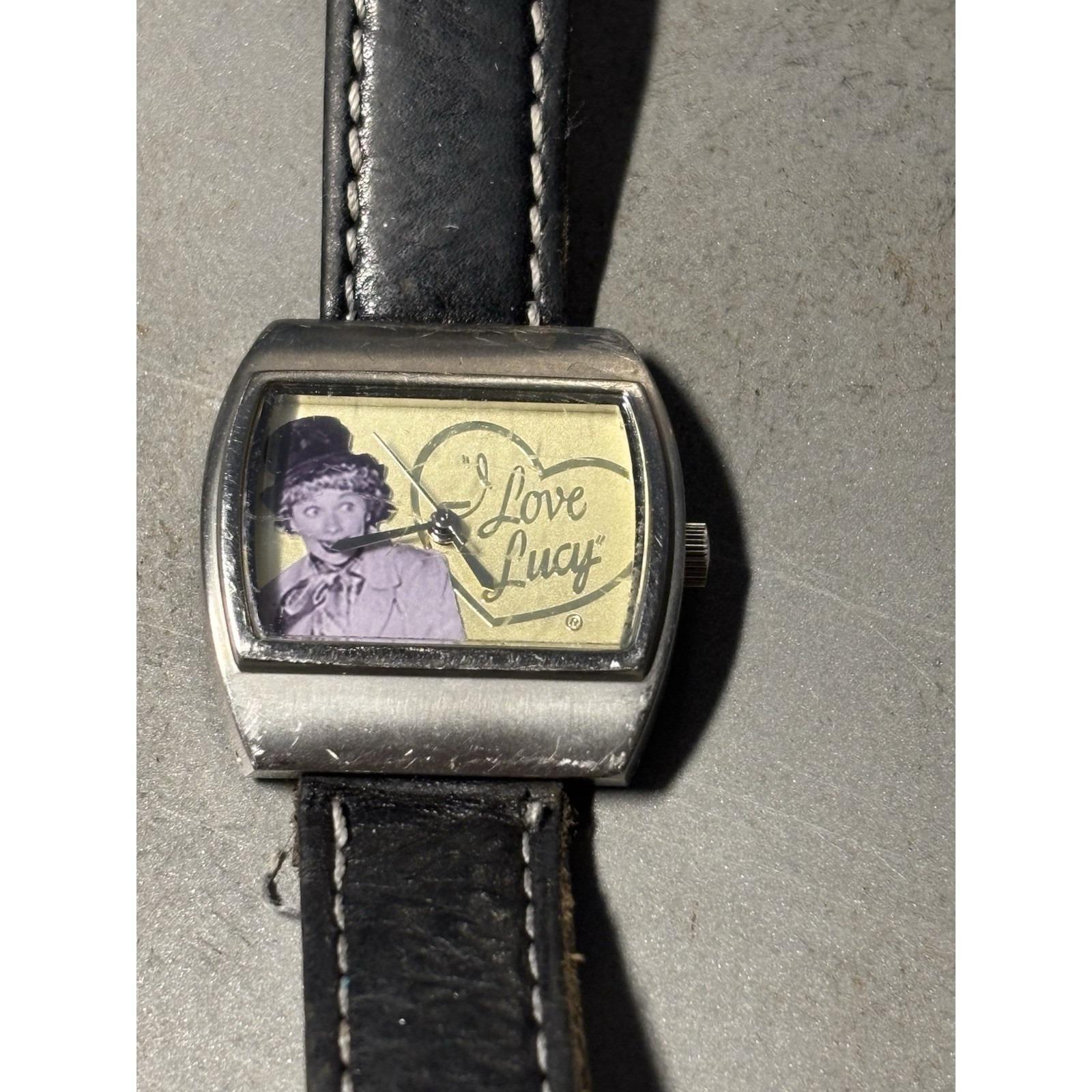 Fossil I Love Lucy Limited Edition Watch LI2064 Leather Silver‎ Tone Req Battery Fossil I Love Lucy Limited Edition‎ Watch LI2064 Leather  main image 2