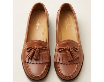 Mokasyny Cole Haan Mens C01063 British Tan Leather Tassel Kiltie Loafers, rozmiar 9 M