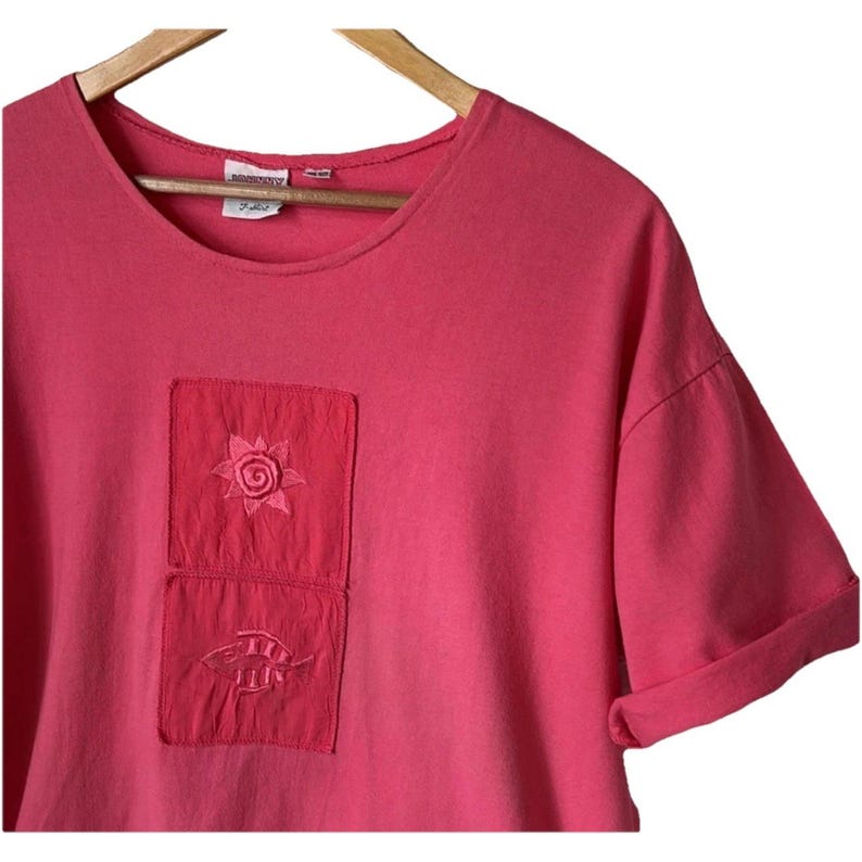 ジョニー・ワズ ヴィンテージ コーラルピンク フィッシュサンピンク Tシャツ OSFM カジュアル ビーチ トラベル 画像 3