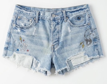 American Eagle Vtg Style Hi-Rise Distressed Graphic Doodle Denim Shorts 10 Cut