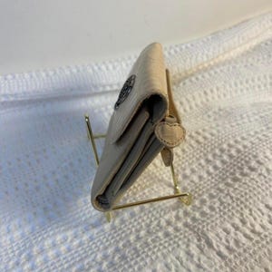 Brighton Vtg Leather Trifold Wallet Croc Embossed Filigree Heart Beige Pocket image 4