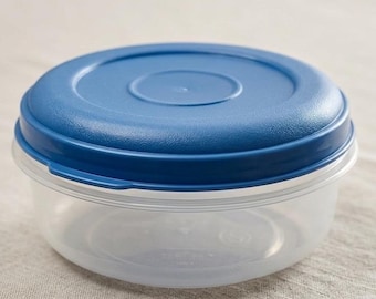 Rubbermaid Servin Saver 1,7 Pt 850 mL Récipient rond de conservation des aliments, couvercle bleu 0455