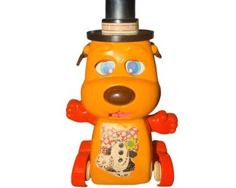 ¡Joya defectuosa! Ruedas de juguete vintage de Tomy Doggone Dog Kidcore de los años 80 - Solo para repuestos