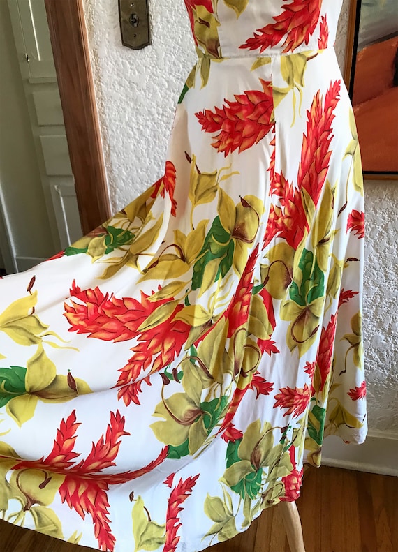 Awesome 1940's Cold Rayon Hawaiian Dress with Mat… - image 7