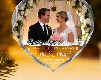 Adorno personalizado para recién casados, recuerdo de nuestra primera Navidad, foto personalizada de la pareja, regalo de boda para los recién casados, regalo para el árbol de Navidad