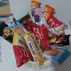Boîte de 20 meilleurs biscuits marocains et collations que l'on ne trouve qu'au Maroc, Bimo ou les biscuits les plus savoureux de la meilleure pâtisserie marocaine traditionnelle