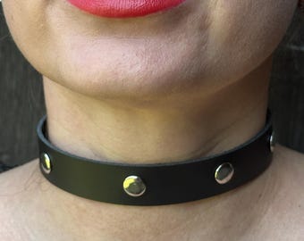 Handgemachte genietet schwarz Leder Choker: Gothic Punk Halsband