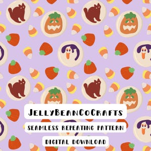 Könnte beinhalten: Nahtloses sich wiederholendes Muster mit Halloween-Illustrationen. Das Design zeigt kreisförmige Bilder einer schwarzen Katze, eines Kürbisses und eines Geistes, zusammen mit Süßigkeiten und Kürbisgrafiken auf einem lavendelfarbenen Hintergrund. Der Text "JellyBeanCoCrafts" ist enthalten.