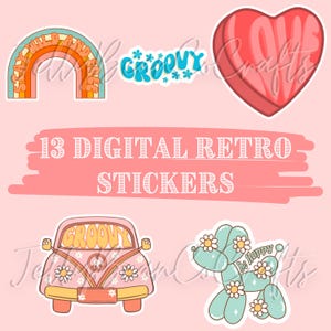 Puede incluir: Un conjunto de 13 pegatinas retro digitales con diseños groovy. Las pegatinas incluyen un arcoíris con el texto "Stay Wild and Free", un corazón con el texto "Love", una furgoneta groovy con flores, un perro globo con el texto "Be Happy", y una pegatina de texto groovy.