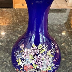 Japanese Kutani Vase
