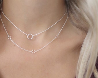 Dainty circle chain choker • Silver Mini circle necklace • sterling silver open circle pendant • silver necklace • Choker necklace