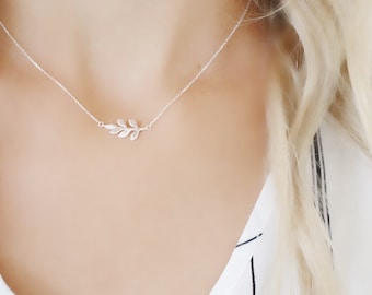 Zierliche Choker Halskette • zierliche Silber Halskette • Minimalistische Halskette • Zarte Halskette • Layering Halskette • Silber Bar Choker