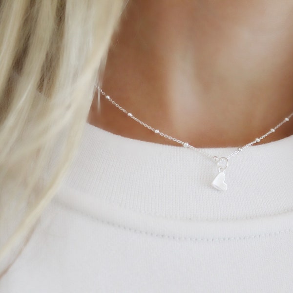 Dainty choker necklace • silver dainty necklace •  Minimalist necklace • delicate choker necklace • layering necklace • silver ball choker