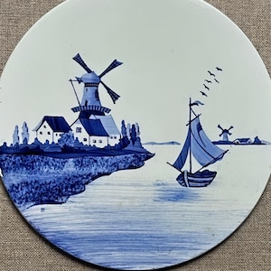 Delft Windmill Trivet, Round Delft Windmill Tile Trivet, Vintage Delft Ceramic Trivet, Blue White German Round Tile , Sternauware Porcelain