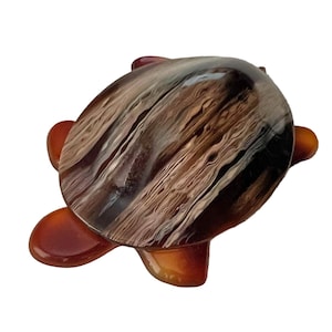 Broche vintage de tortuga parisina de Lea Stein, alfiler de celulosa marrón de la década de 1970