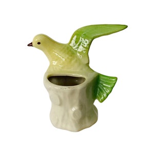Pastel Bird Planter, Ceramic Bird Planter, Yellow Green Bird Pot, Bird Planters, Bird in Flight Planter, Ceramic Planter, Ceramic Bird