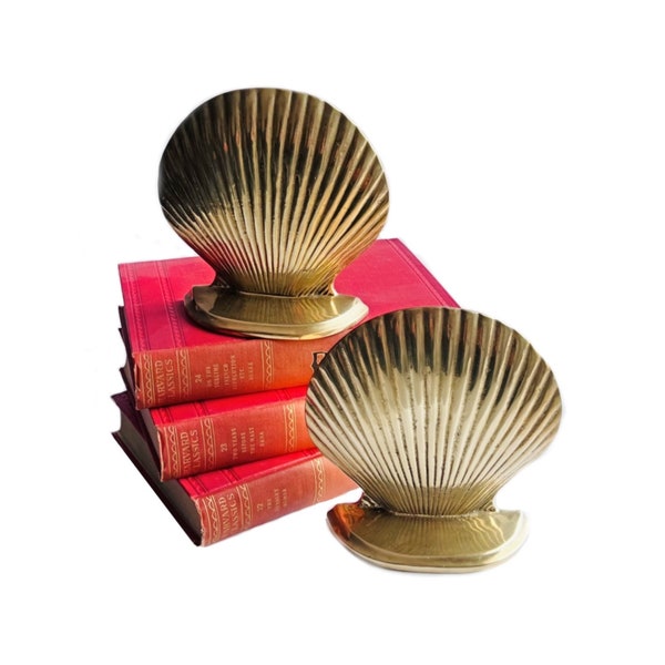 Brass Scallop Shell Bookends, Large Scallop Shell Brass Book Ends, Vintage Brass Beach House Bookends, Brass Shells, Scallop Shell Bookends