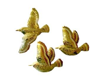 Flying Birds Vintage Wall Deco, Set of Three Flying Gold Metal Birds, Flying Golden Swallows, Brass Flying Bird Wall Hangings, Flying Birds