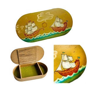 Clipper Ship Box, Vintage Nautical Box, Wood Nautical Box, Nautical Ship Box, Lined Wood Box, Sailing Ship Storage Box, Nautical Wood Box