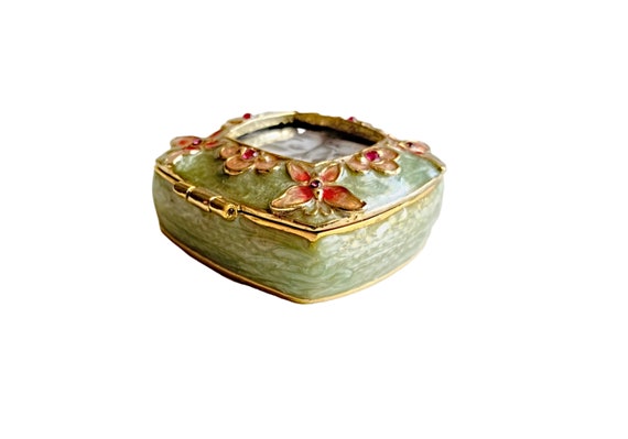 Monet Enamel Butterfly Pill Box, Monet Rhinestone Butterfly  display picture 1