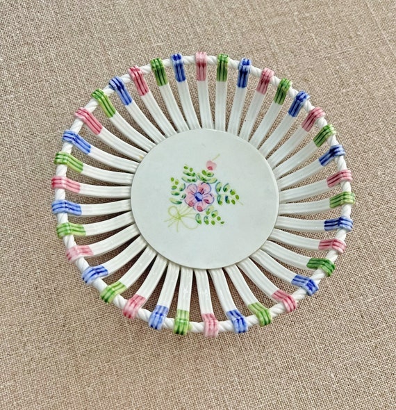 【貴重 世界に1枚】スペイン製　陶器　手書き花柄　飾皿　エルマノス　マルティネス 世界に1枚】スペイン製 陶器 手書き花柄 飾皿 エルマノス マルティネス