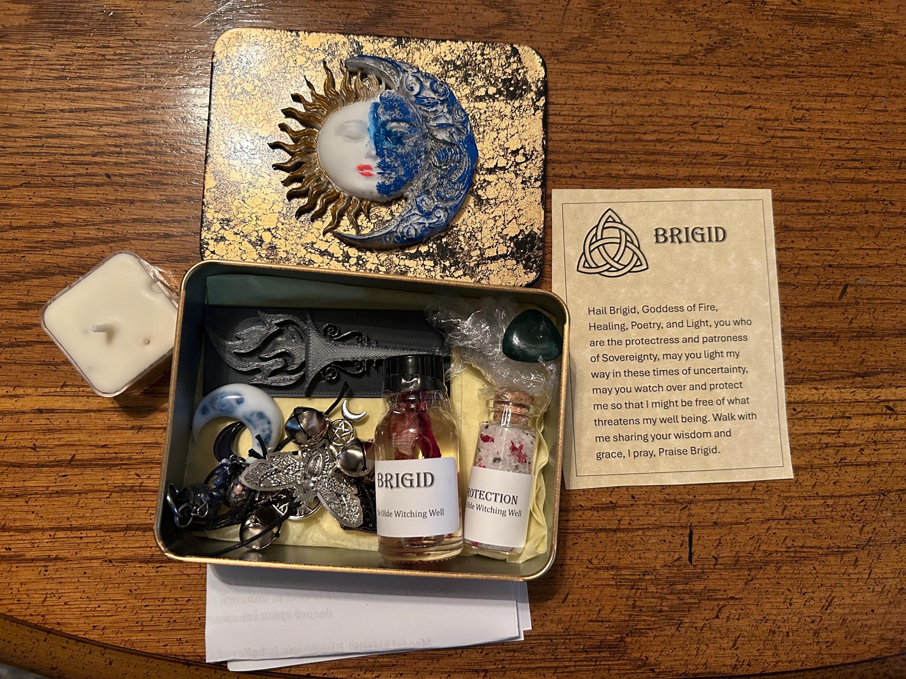 Portable Altar, Goddess Box, God Box, Wicca, Altar Boxes, Witch Gift ...