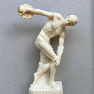 Discobolus Sculpture, Discobolus outdoor statue, Discobolus statue, Vintage gifts, Vintage statues, Vintage Sculpture, Vintage finds, Statue