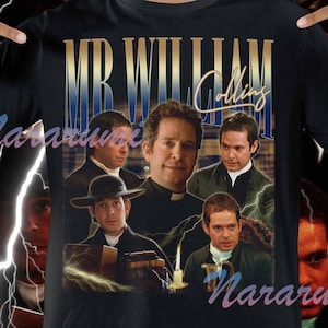 Könnte beinhalten: Schwarzes T-Shirt mit einem Retro-Design mit dem Text "MR WILLIAM Collins" in Gold und Blau. Das Design enthält Bilder von Schauspielern. Das Shirt hat einen Rundhalsausschnitt und kurze Ärmel.
