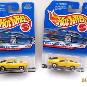 Ford Mustang Mach-1  Hot Wheels 1998 First Editions Collectors #670  29/40 Rare find Mustang Mach