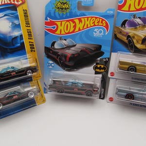 TV Series Batmobile Hot Wheels 2007 First Editions Classic TV Series DC Comics and first Editions