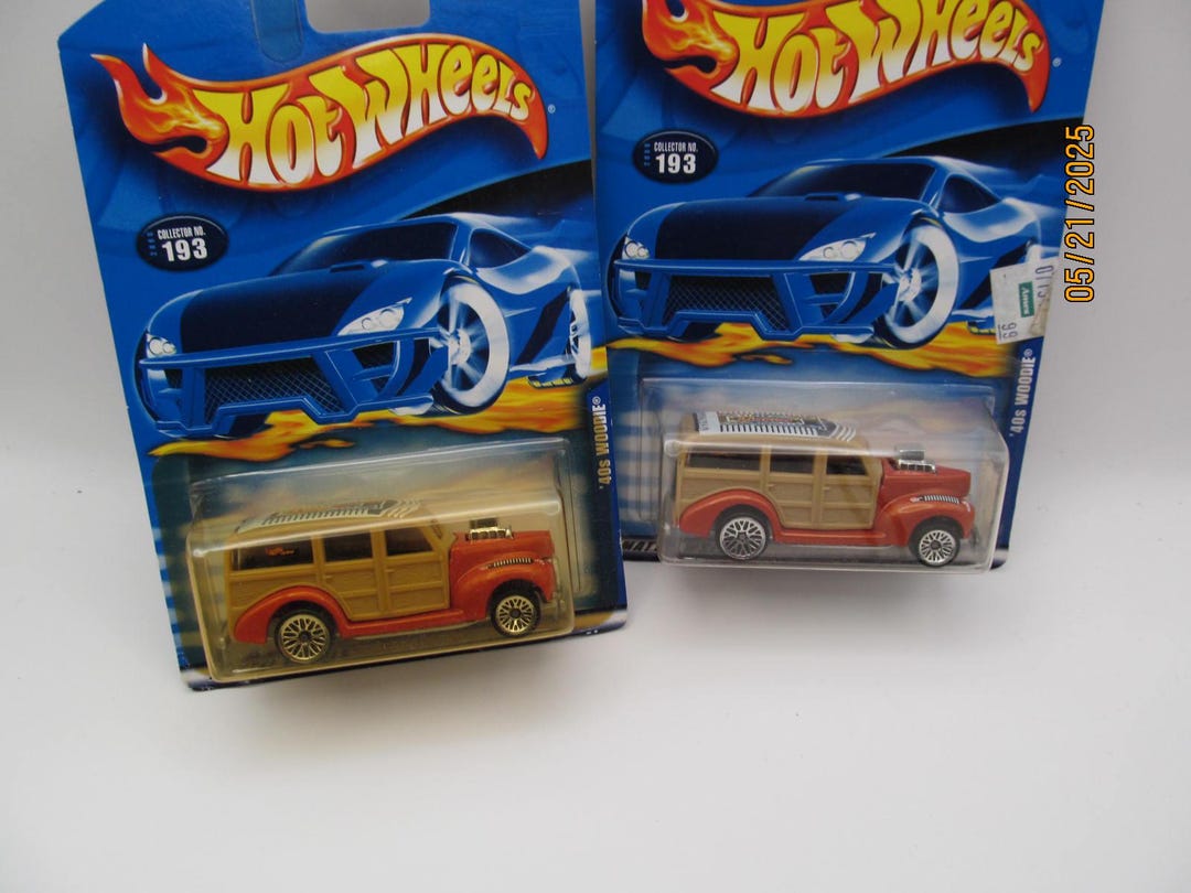 Hot Wheels 1996 Treasure Hunt Series '40's Woodie 1 of 25,000 card in