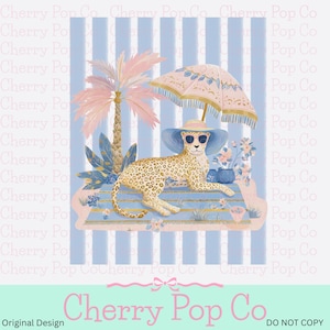 Può includere: Illustrazione dai colori pastello di un leopardo con occhiali da sole e cappello da sole, sdraiato su un telo da mare sotto un ombrellone. Sono presenti anche una palma e dei fiori. Il testo "Cherry Pop Co" è in basso.