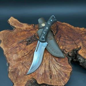 Couteau de chasse brise-verre