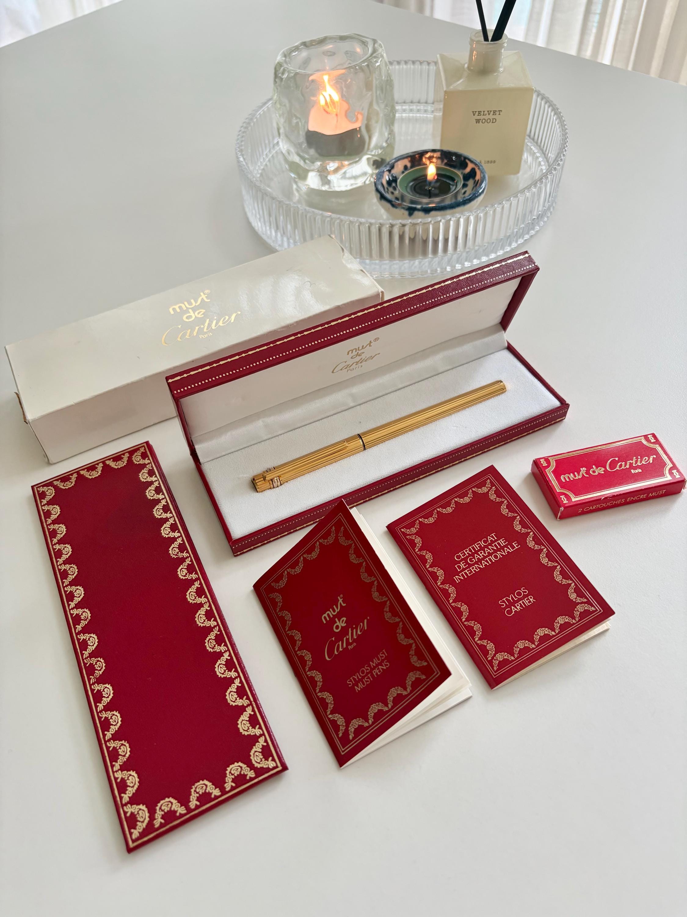 【希少·美品】must de Cartier ペンセット＆キーホルダー 箱付 Must De Cartier Trinity Fountain Pen 18K Gold Nib – Vintage