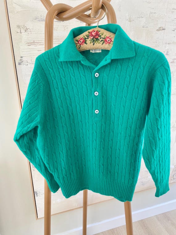 Loewe, Vintage Loewe Sweater 1980s — Women's Size M — Emerald Green Lambswool — Luxury Knitwear