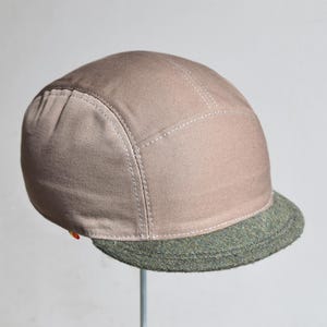 5 panel cap - size 53-58 cm - stiff, short brim
