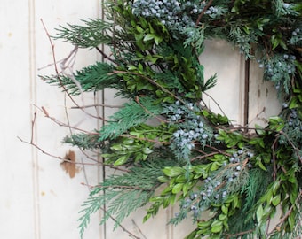 Solstice Night Wreath - Winter Wreath - Christmas Wreath - Preserved Greens