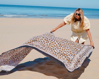 XXL Handprinted Mandala Bohemian 100% Cotton Beach Blanket - Panther Leopard – 220x235cm | Extra Large Throw Beach, Picnic Vibes - Towel