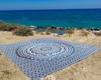 XXL Handprinted Mandala Bohemian 100% Cotton Beach Blanket - Black White Ombre – 220x235cm | Extra Large Throw Beach, Picnic Vibes - Towel
