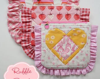 Ruffle Zipper Pouch / Crossbody Purse, a PDF Pattern