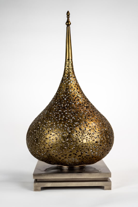 アンティーク真鍮フロアランプ – 手作りのモロッコ風照明 - Etsy 日本