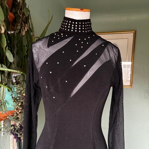 1990er Jahre Schwarzes Stretch Bodycon Kleid mit transparenter Verkleidung und Strassverzierungen