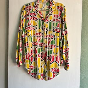 Vintage 80s Abstract Print Button Up Shirt/ Bold Geometric Pattern/ Cotton Abstract Button Down Blouse