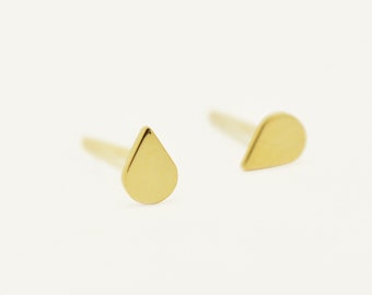 14K Gold or Sterling Silver Teardrop Stud Earrings