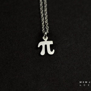 Collar de plata o oro con el pequeño Pi (π) para amantes de las matemáticas