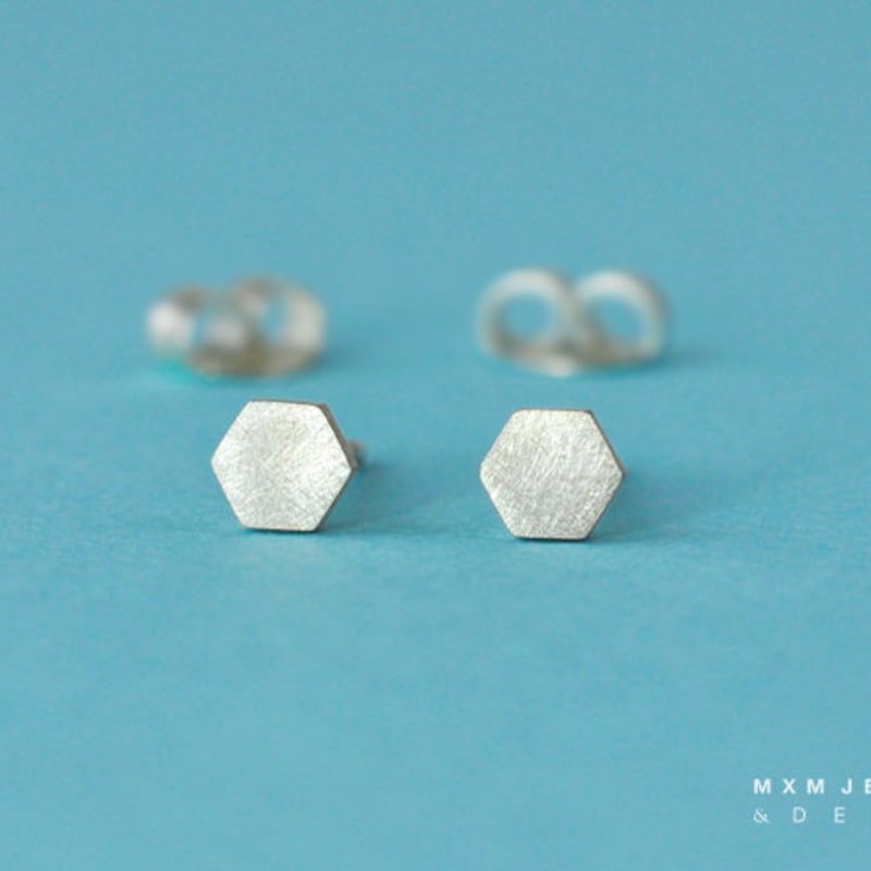 ES The Hexagon Stud Earrings