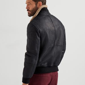 Back side of Nubuck-effect shearling bomber jacket with cashmere knit collar: Men's Luxury Jacket